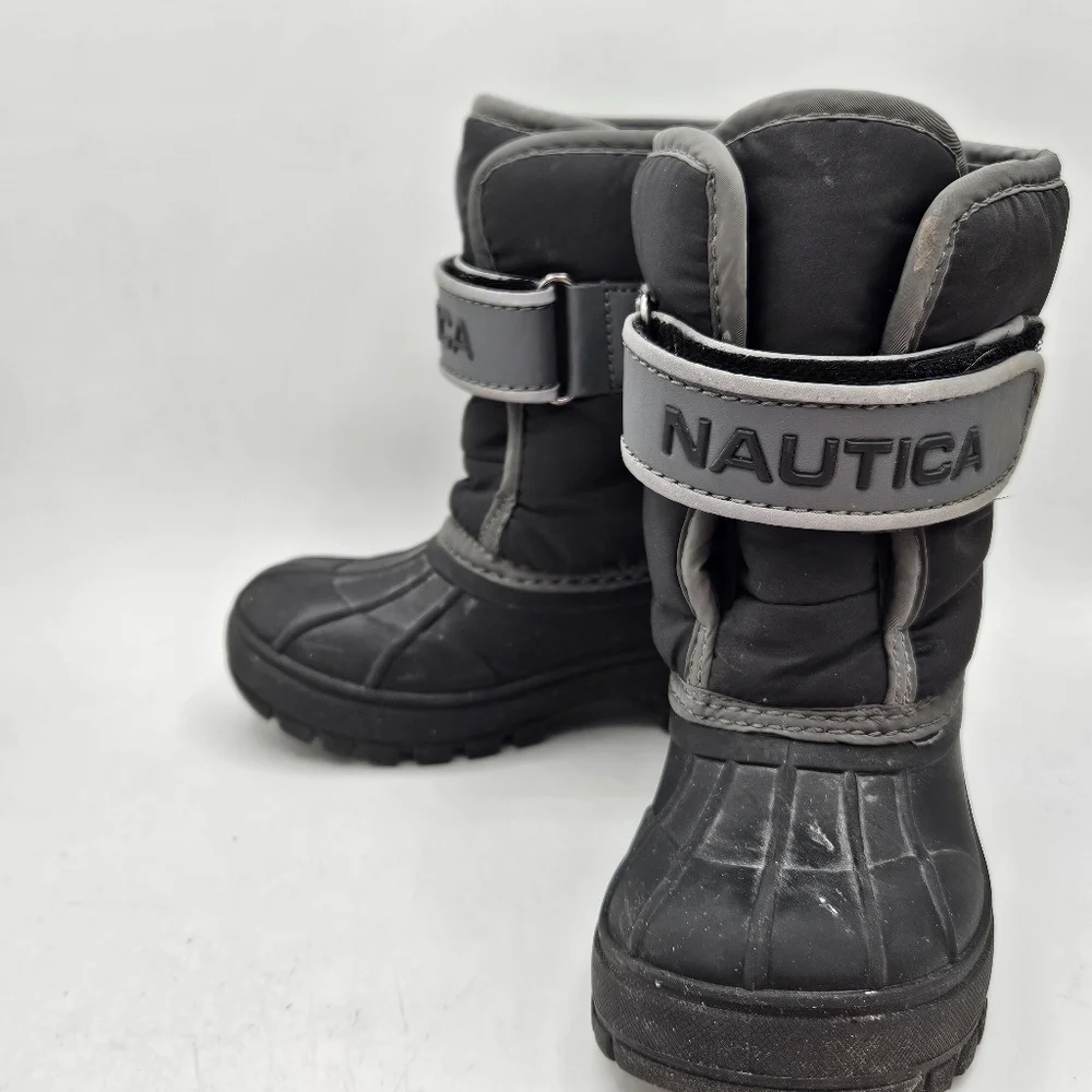 Nautica Kids Winter Boots Size 9